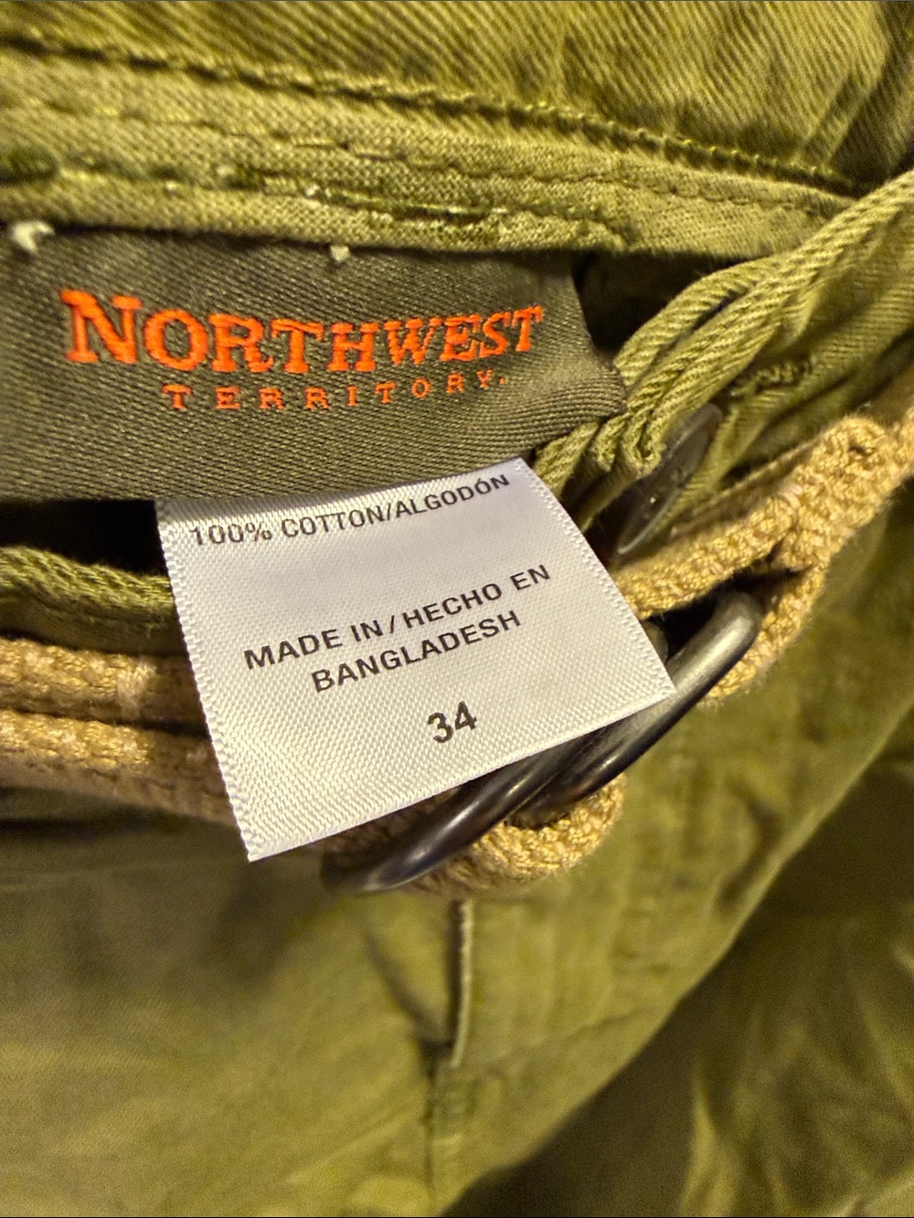 Northwest Territory Olive Green Cargo Shorts with Tan Belt - Picture 3 of 4